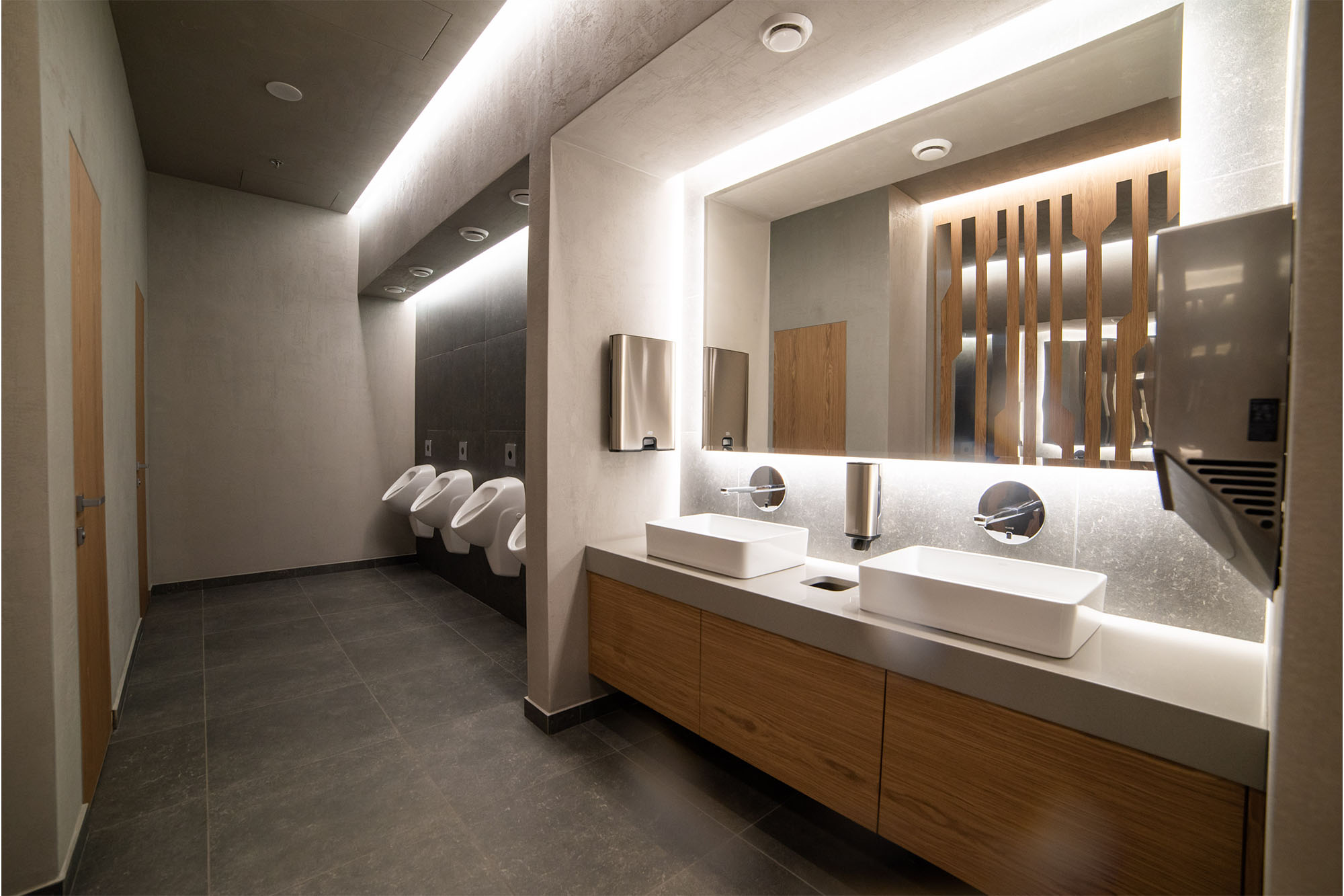 Luxury Bathroom Design 2