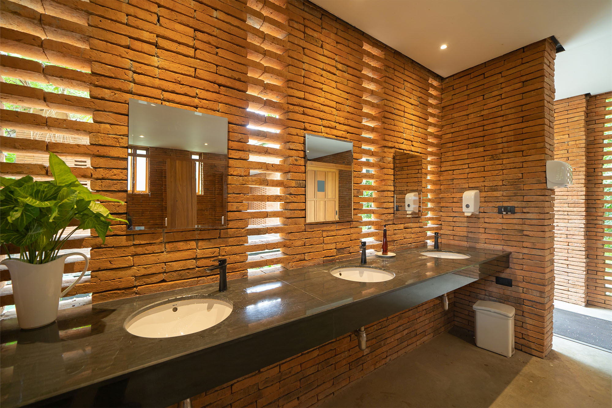 Luxury Bathroom Design 3