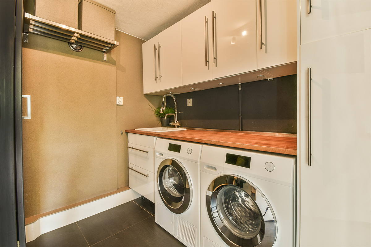 Modern Laundry Space 2